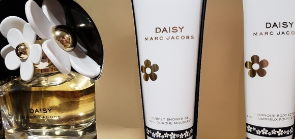 Marc Jacobs Other - Marc Jacobs 3 - PC Daisy Set